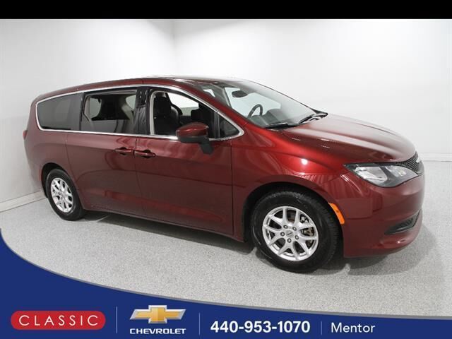 2023 CHRYSLER Voyager