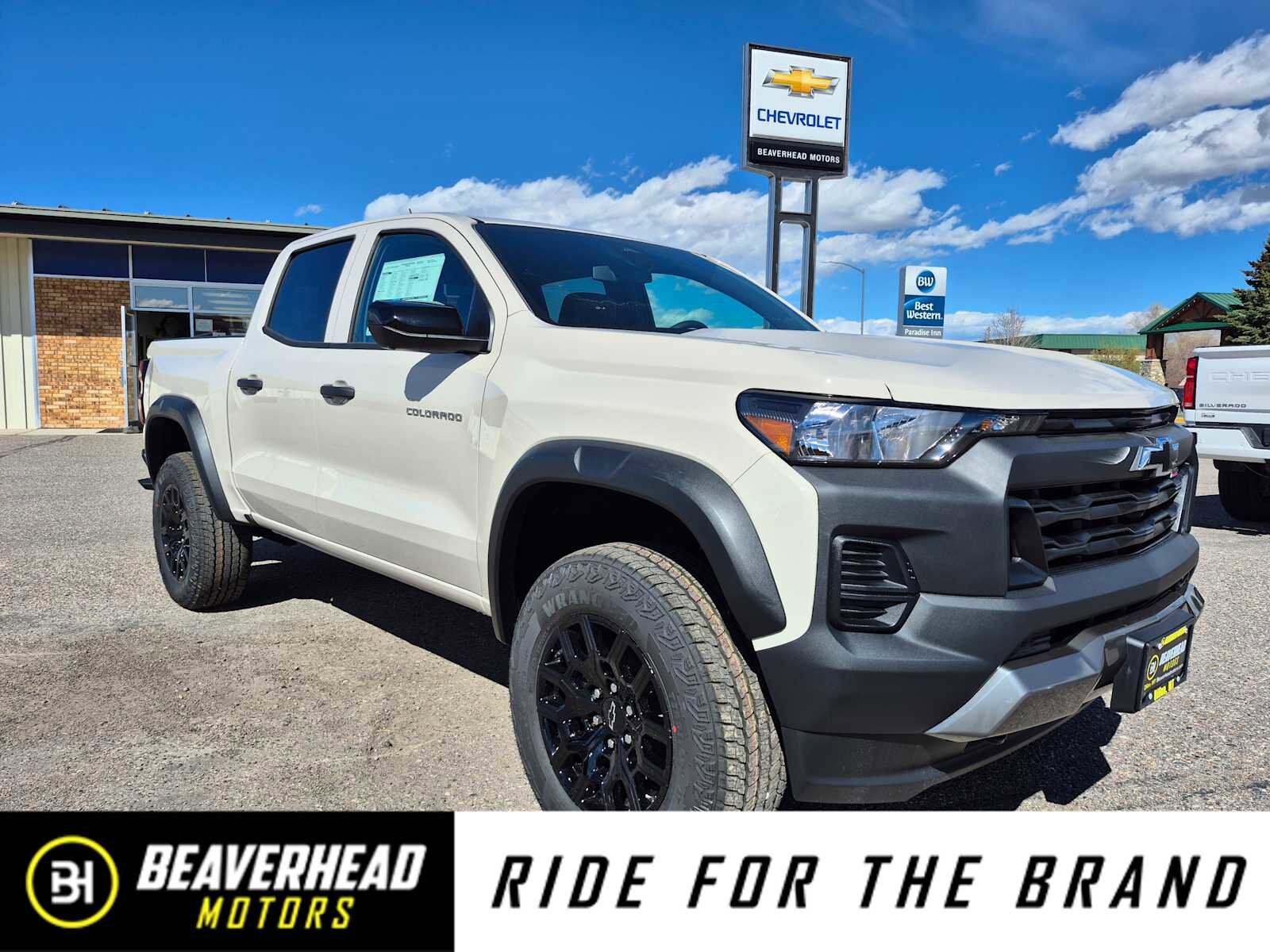 2026 CHEVROLET Colorado