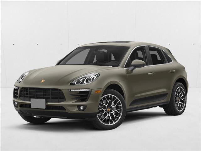 2015 PORSCHE Macan
