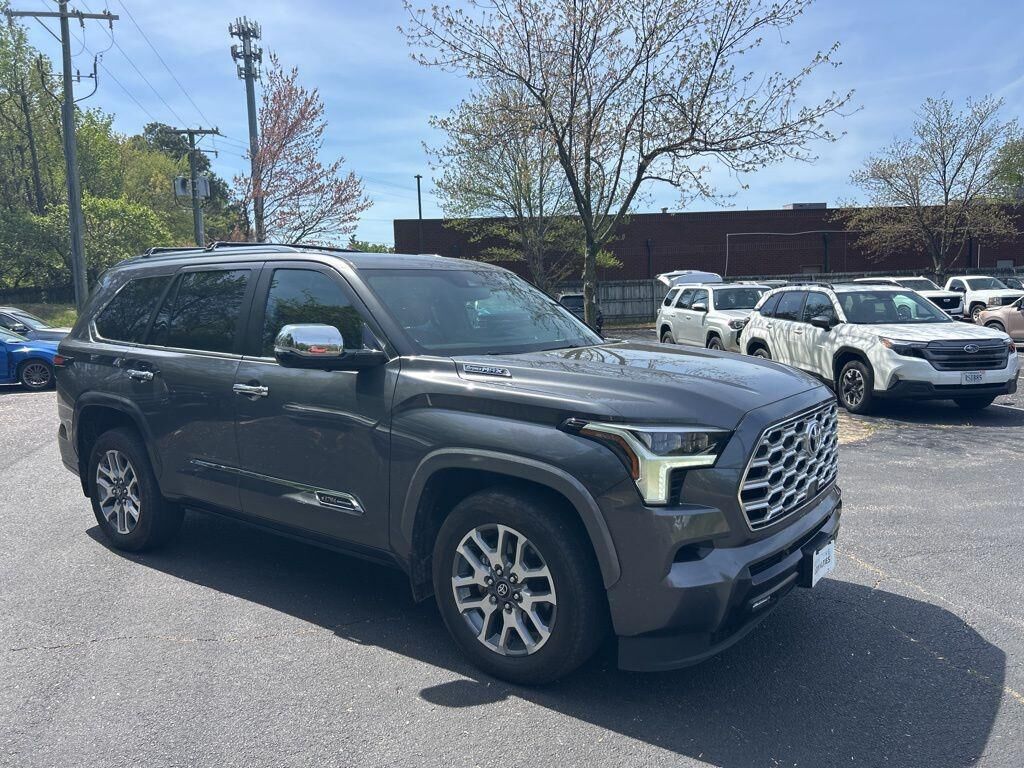 2025 TOYOTA Sequoia