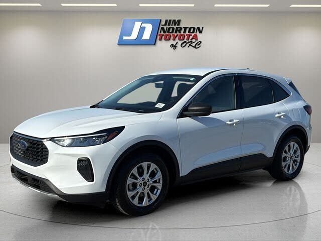 2023 FORD Escape
