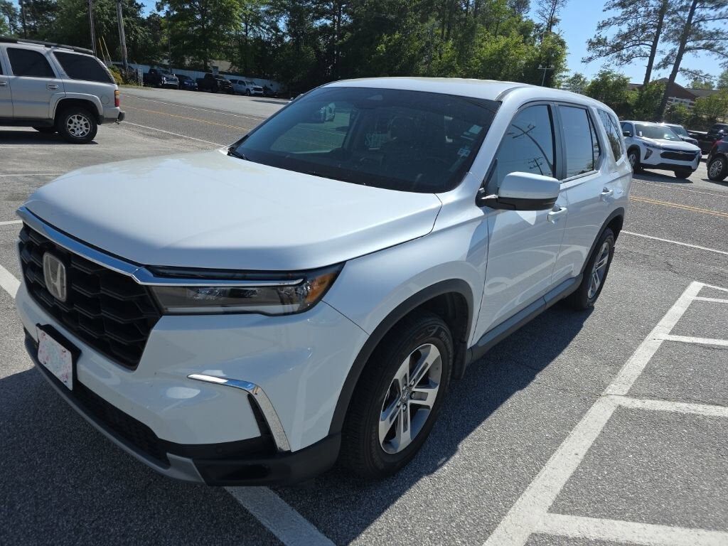 2023 HONDA Pilot