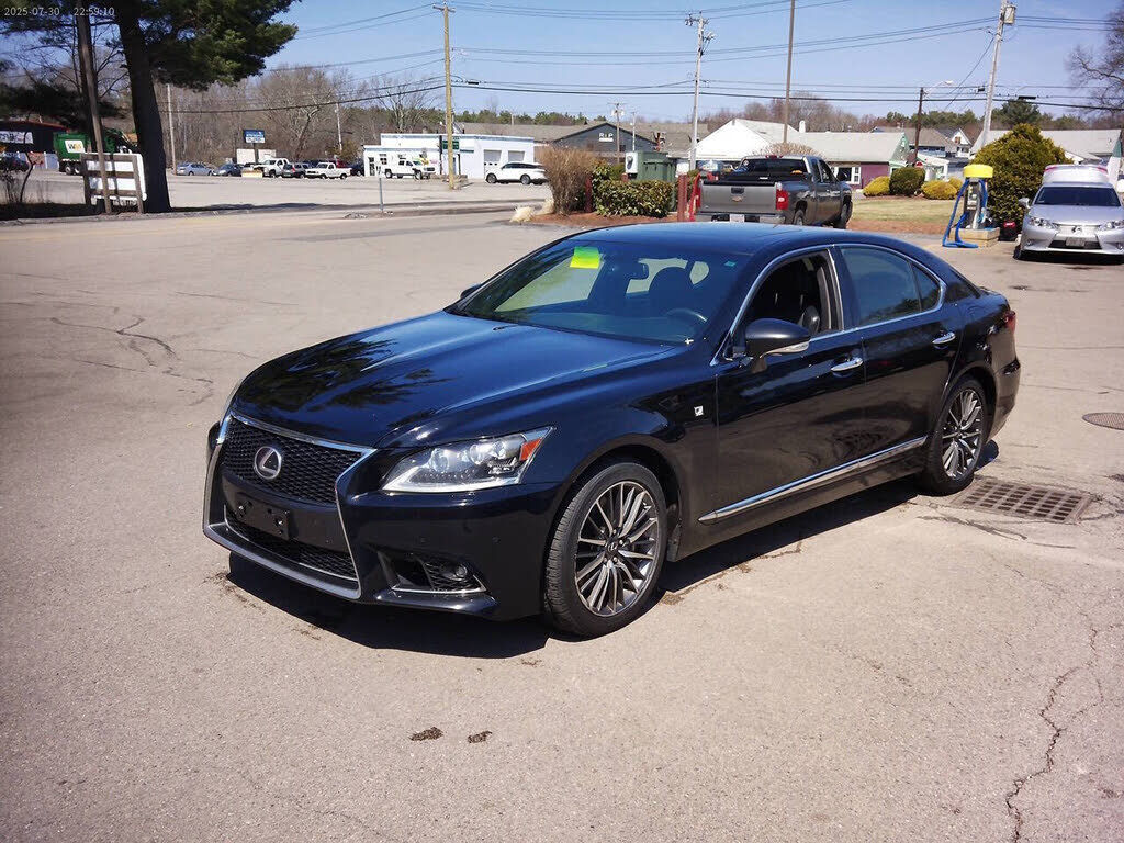 2015 LEXUS LS
