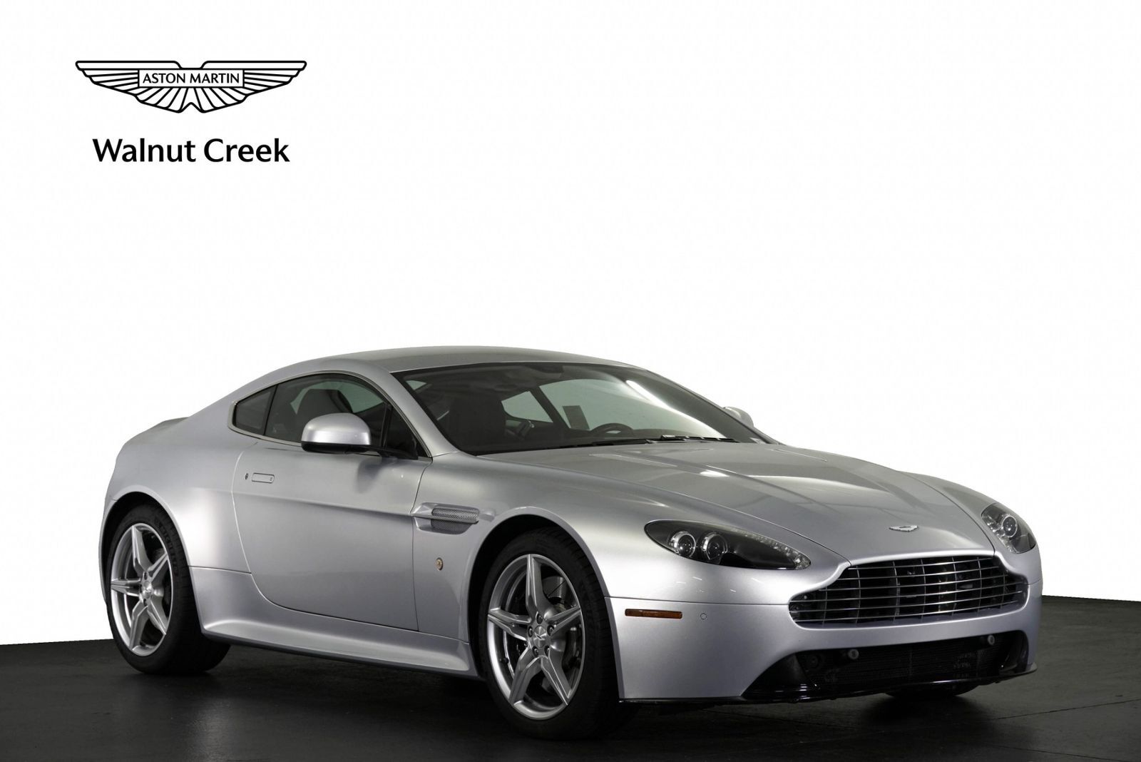 2016 ASTON MARTIN V8 Vantage