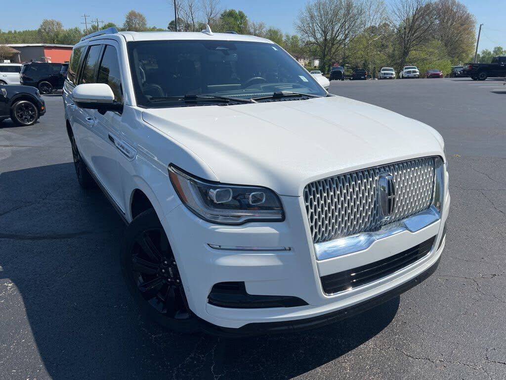 2024 LINCOLN Navigator L