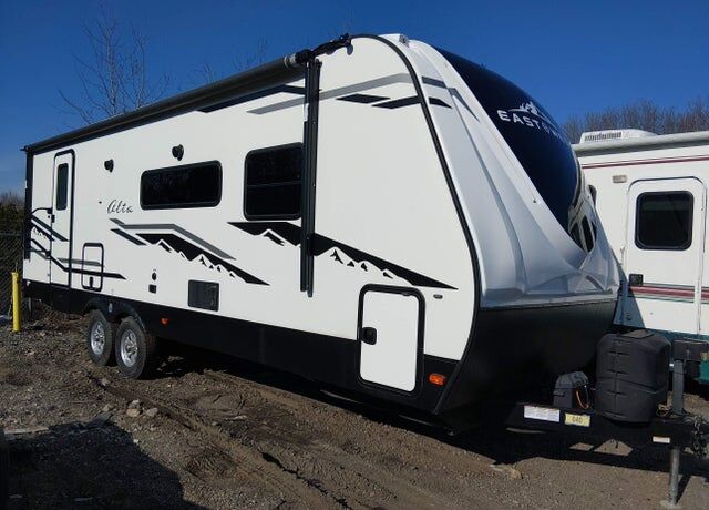 2021 FOREST RIVER Alta Trailer