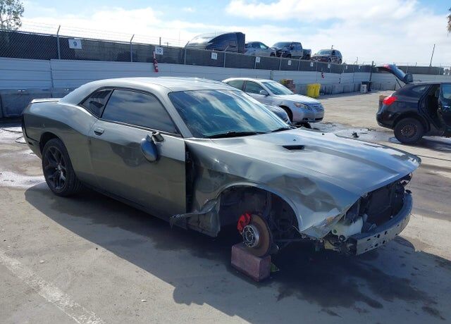 2011 DODGE Challenger