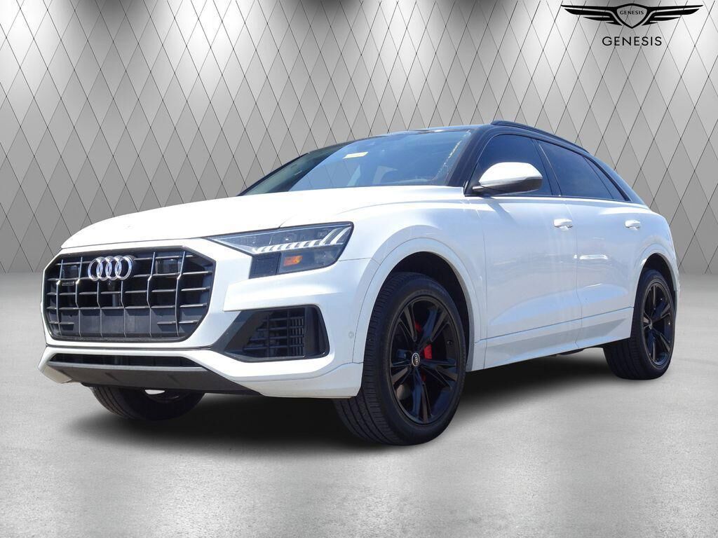 2023 AUDI Q8