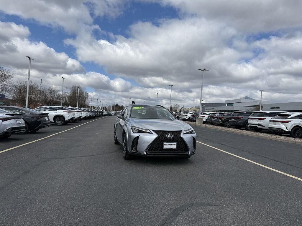 2023 LEXUS UX