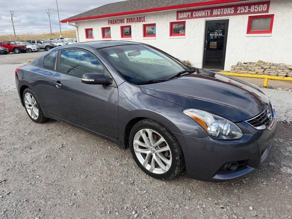 2011 NISSAN Altima