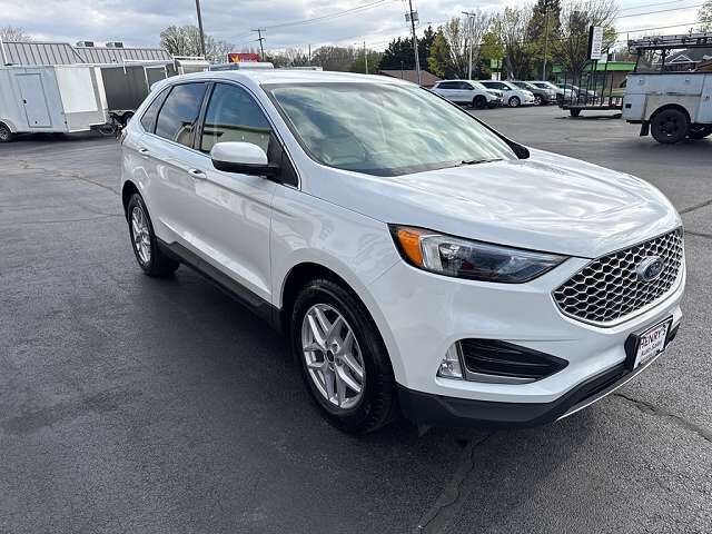 2023 FORD Edge