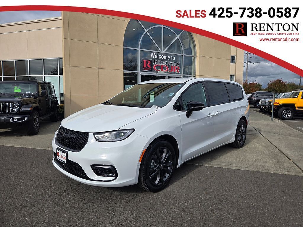 2026 CHRYSLER Pacifica