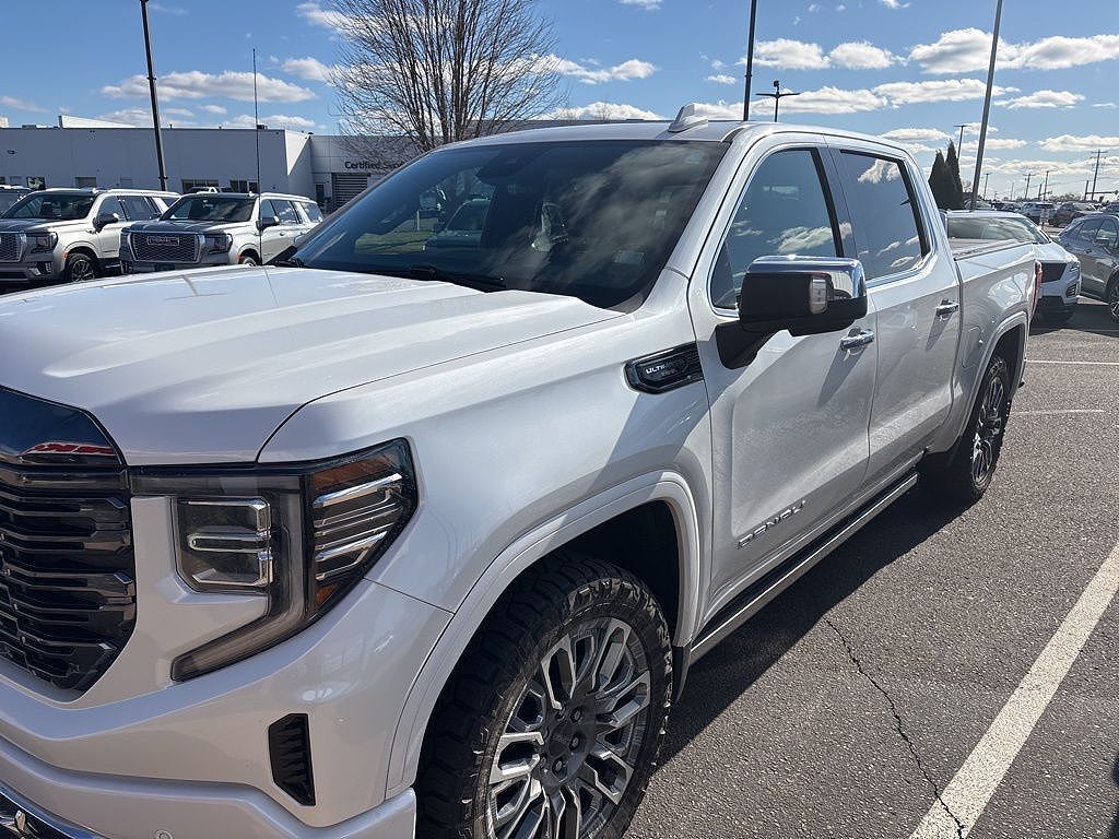 2024 GMC Sierra