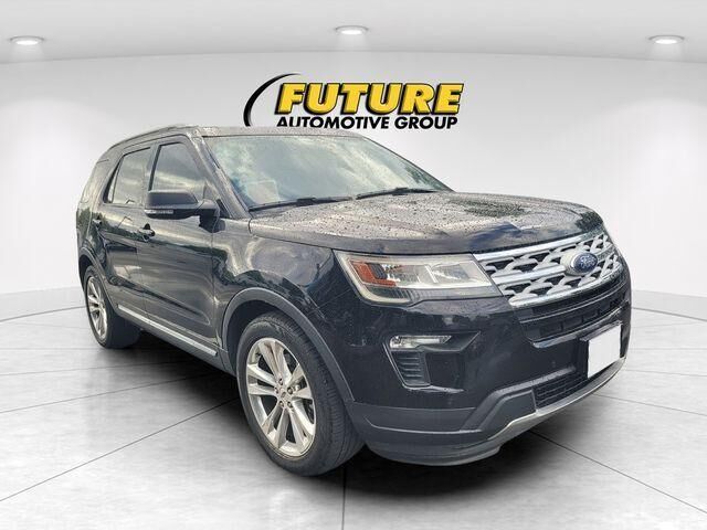 2019 FORD Explorer