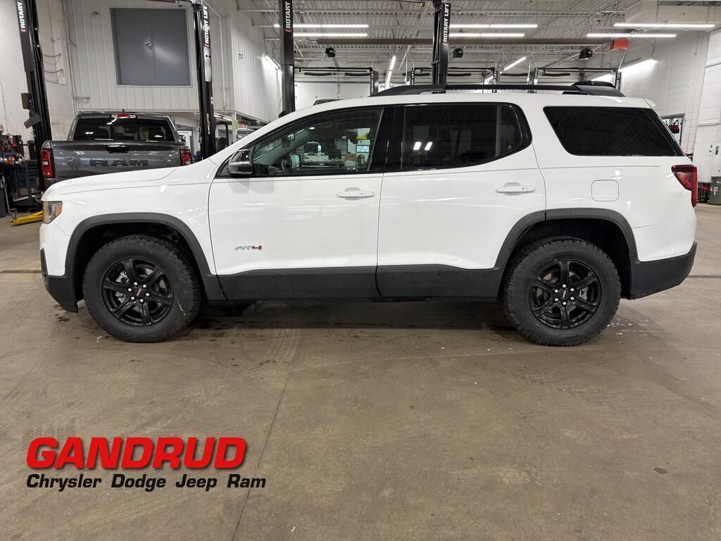 2022 GMC Acadia