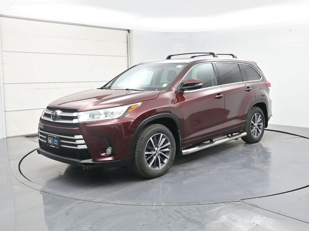 2018 TOYOTA Highlander
