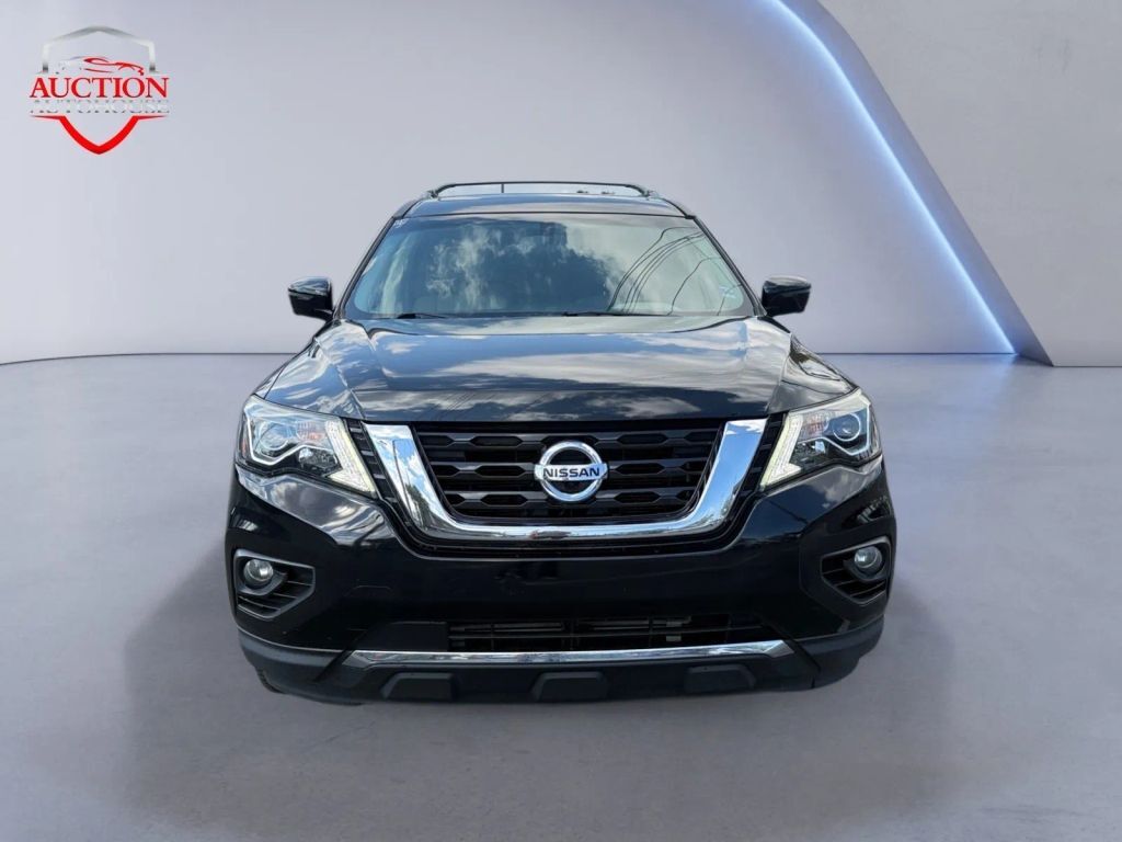 2017 NISSAN Pathfinder