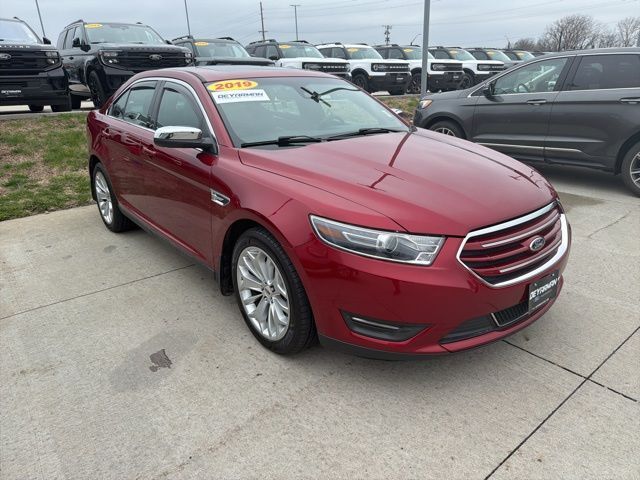 2019 FORD Taurus