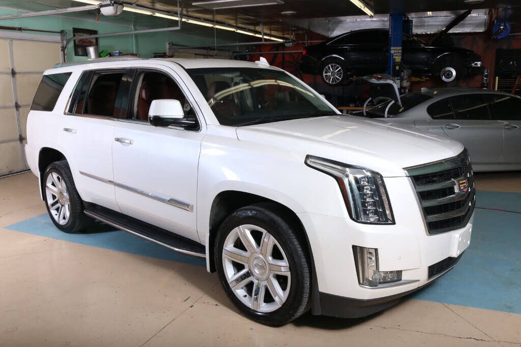 2016 CADILLAC Escalade