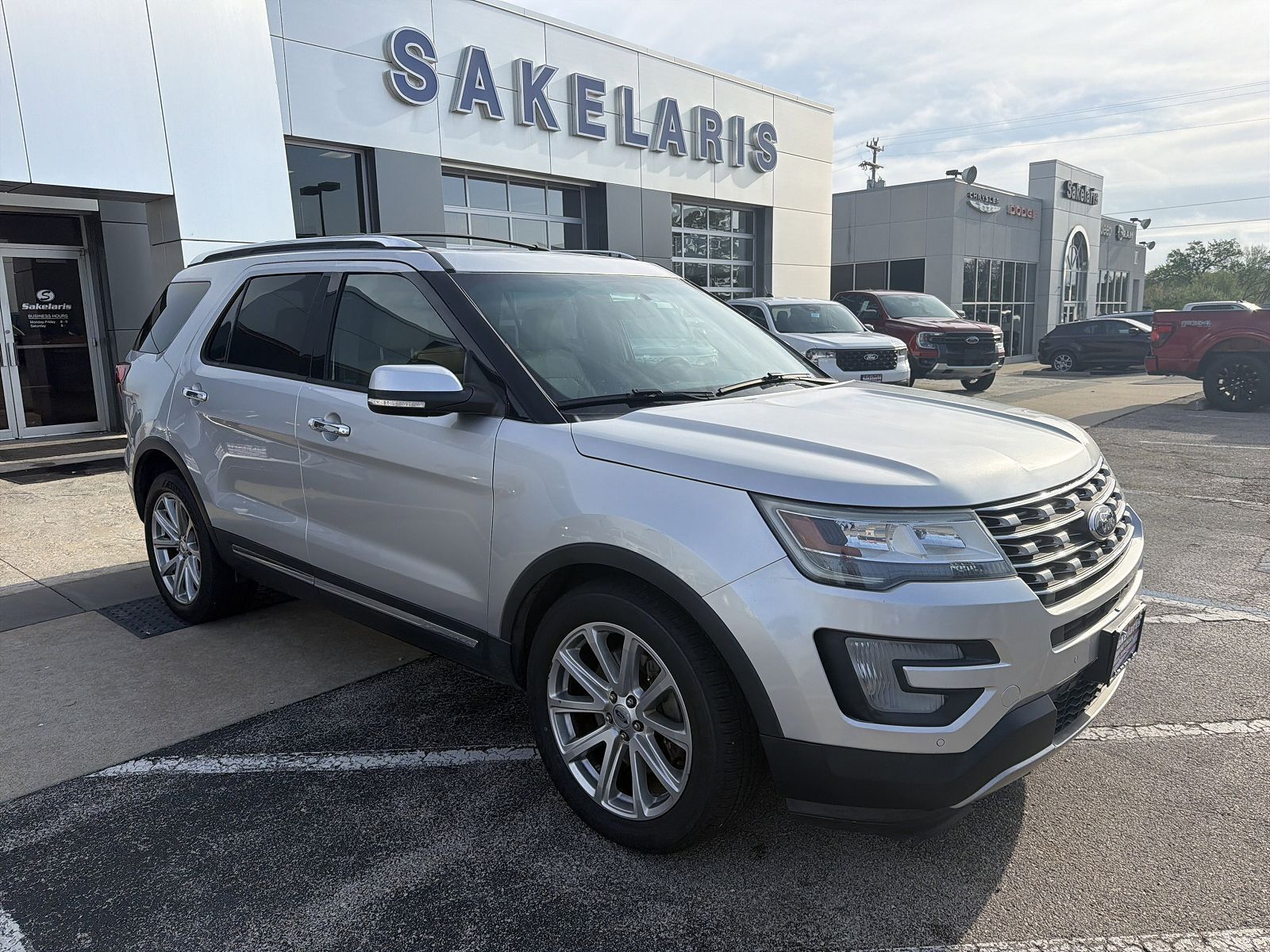 2016 FORD Explorer