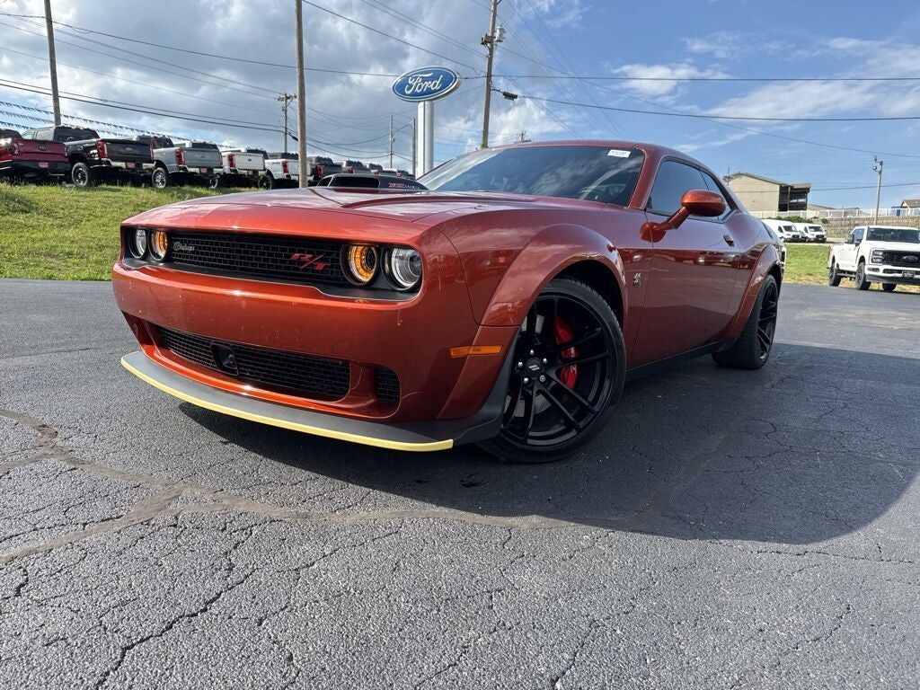 2021 DODGE Challenger