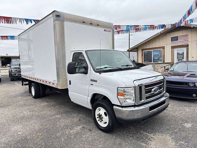 2019 FORD E-350