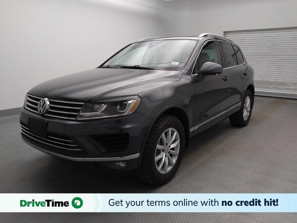 2016 VOLKSWAGEN Touareg
