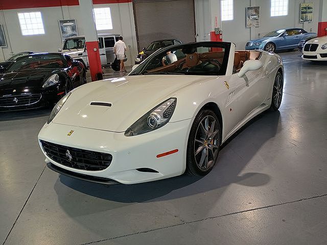 2011 FERRARI California