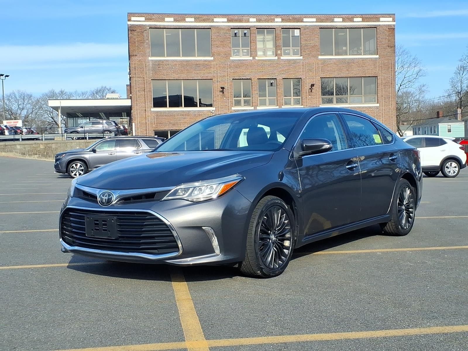 2018 TOYOTA Avalon