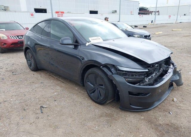 2026 TESLA Model Y
