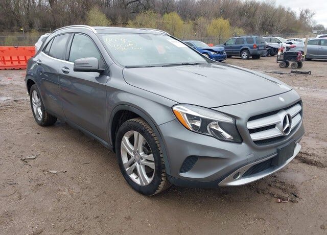 2015 MERCEDES-BENZ GLA-Class