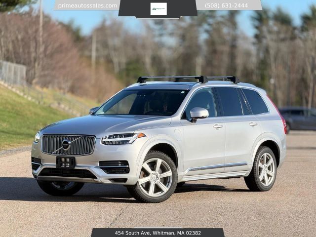 2018 VOLVO XC90