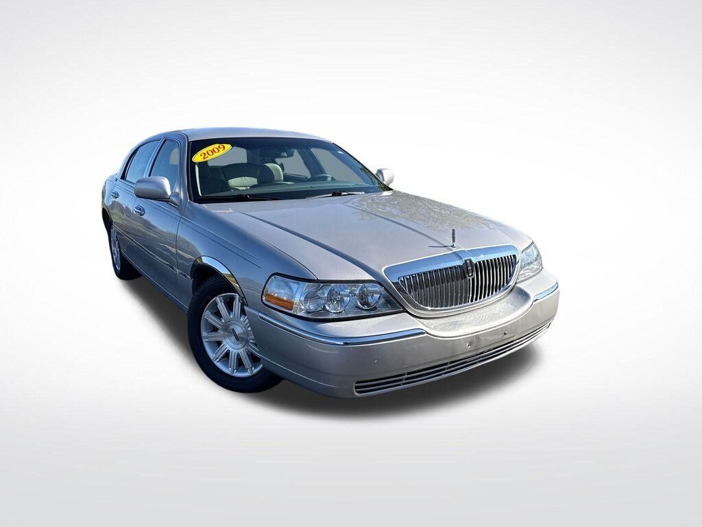 2009 LINCOLN Town Car