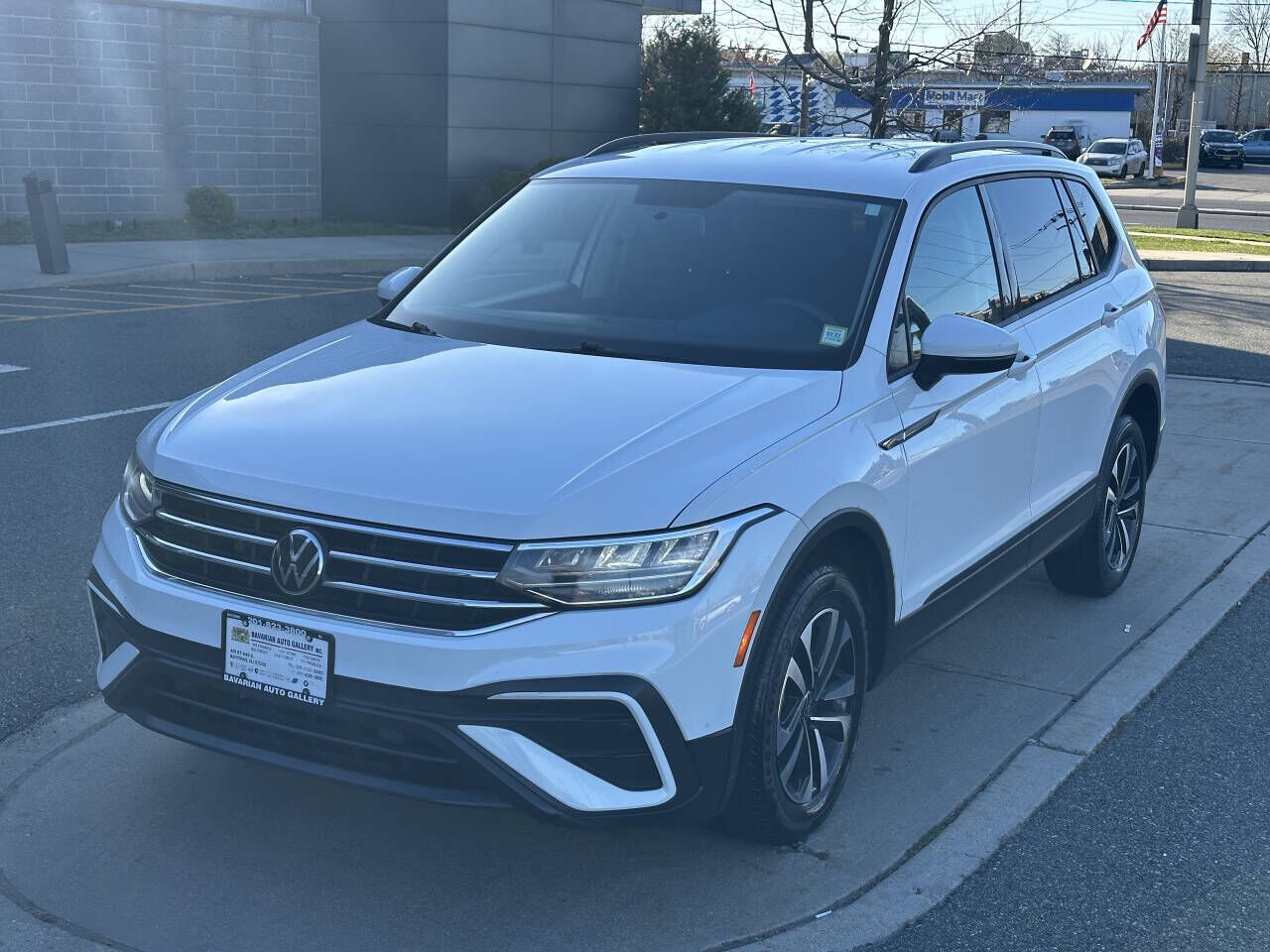 2022 VOLKSWAGEN Tiguan