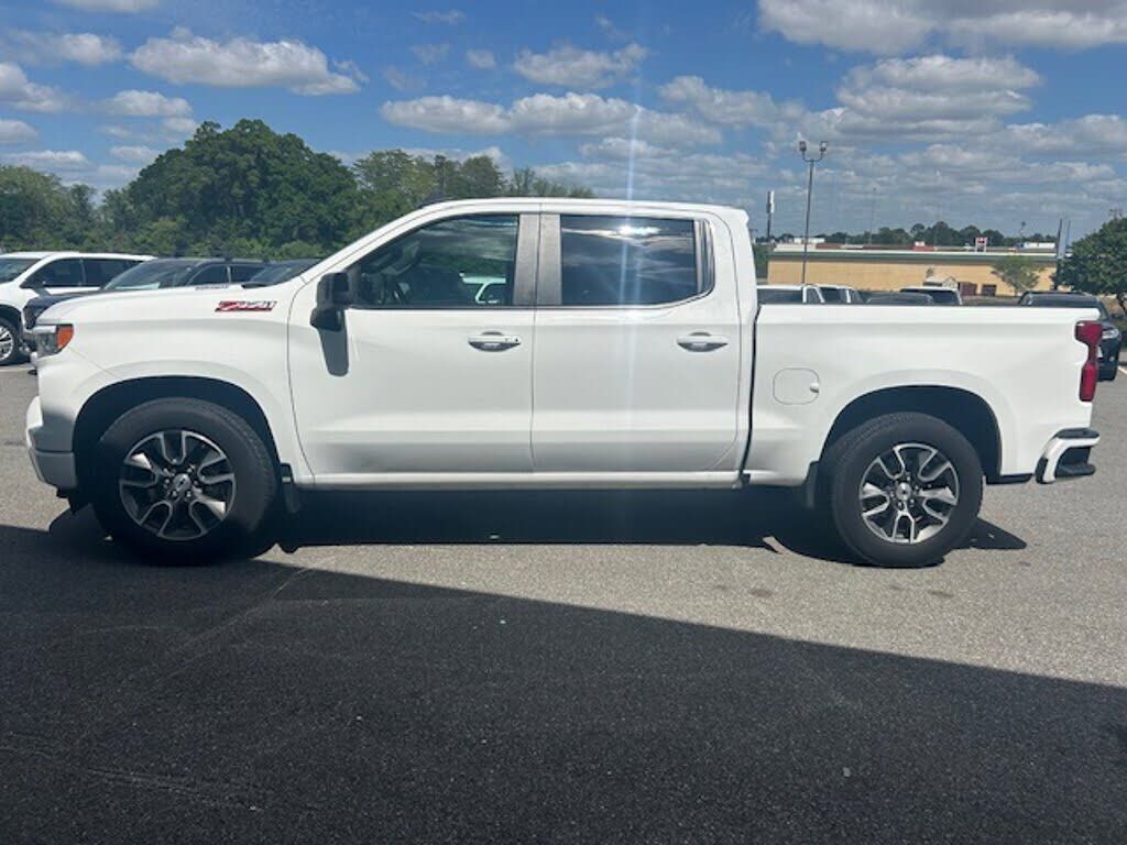 2023 CHEVROLET Silverado