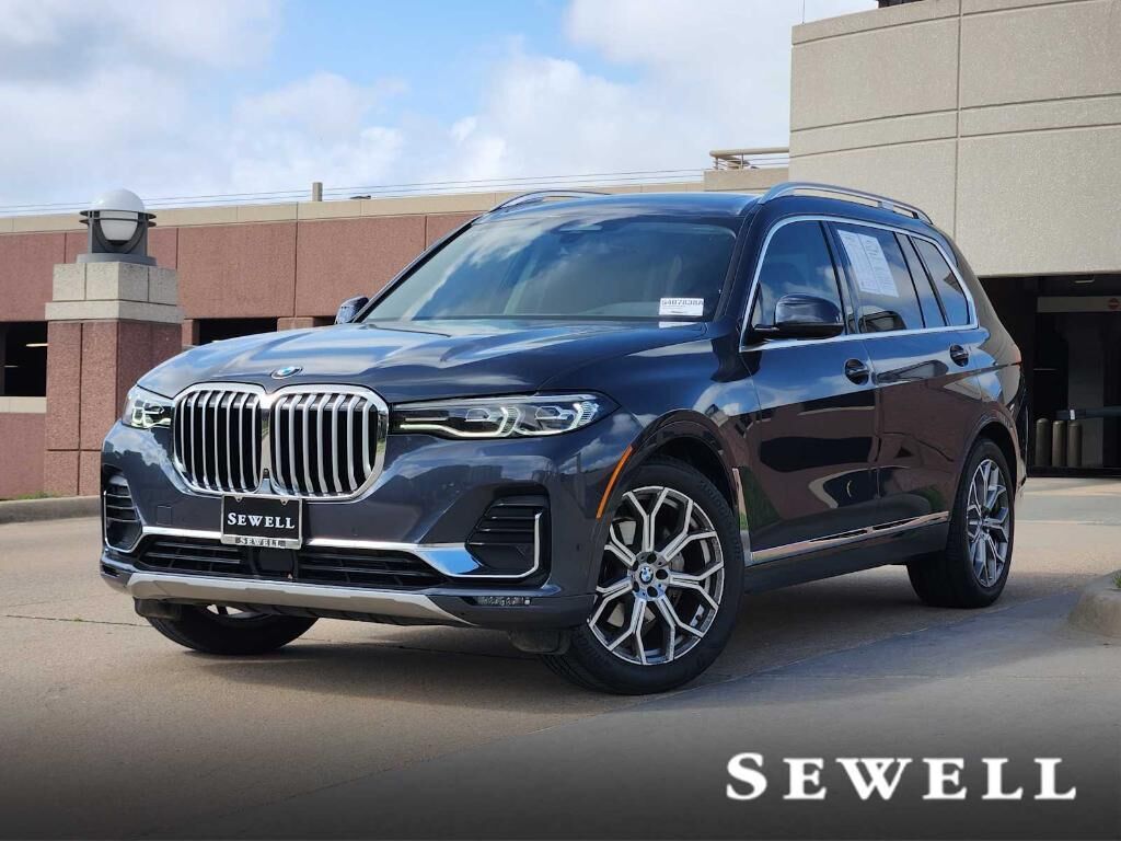 2022 BMW X7