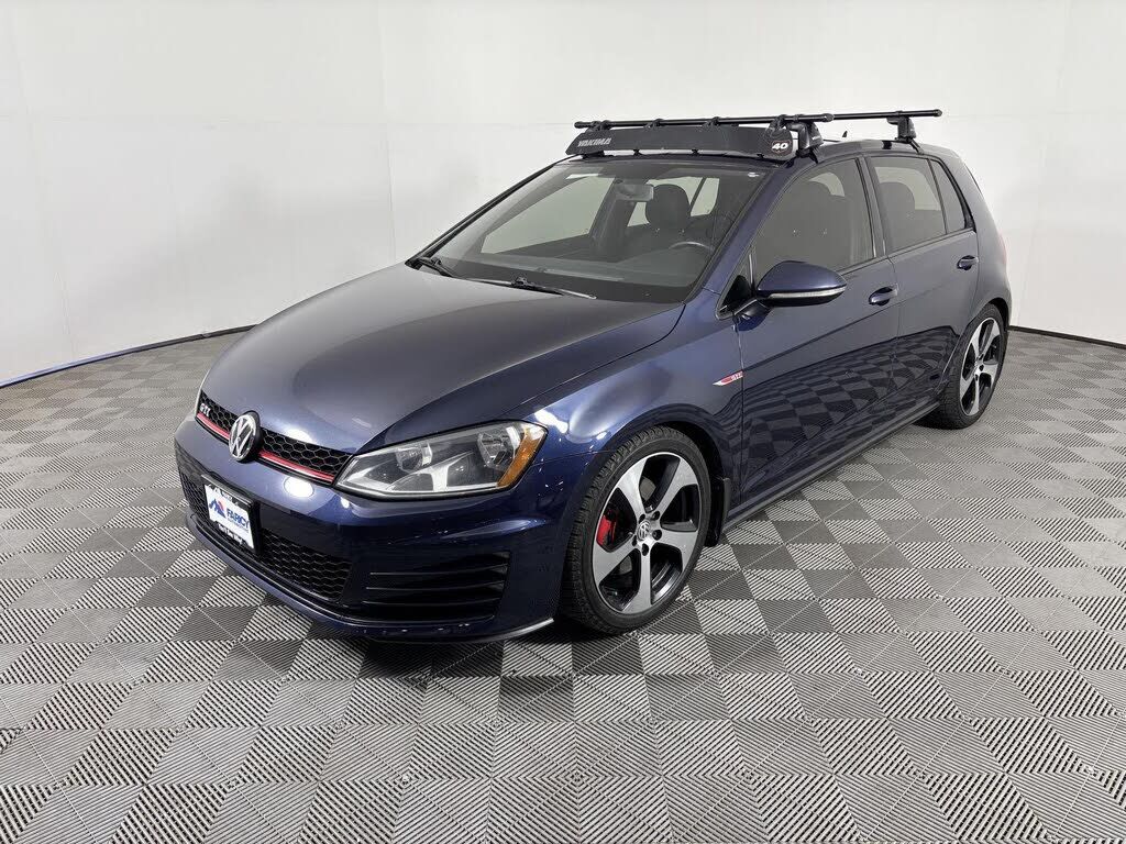 2017 VOLKSWAGEN Golf GTI