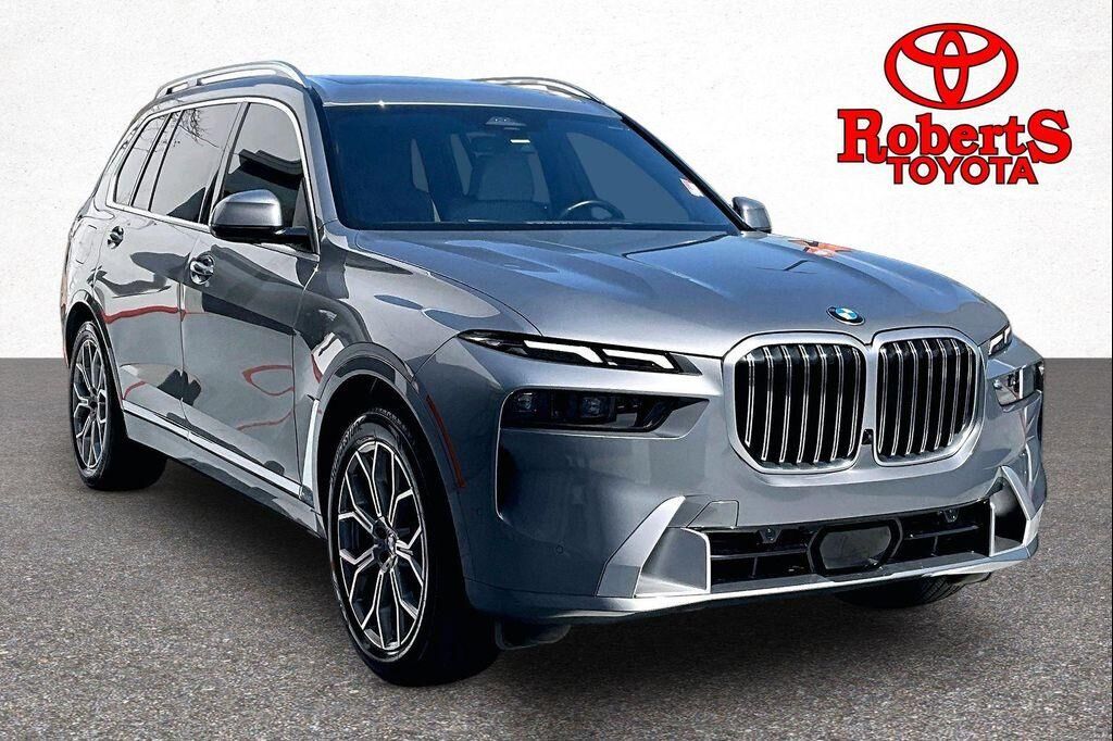 2024 BMW X7