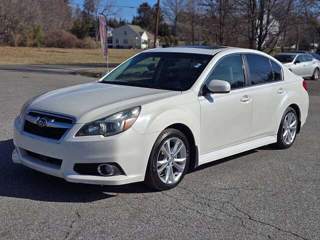 2013 SUBARU Legacy