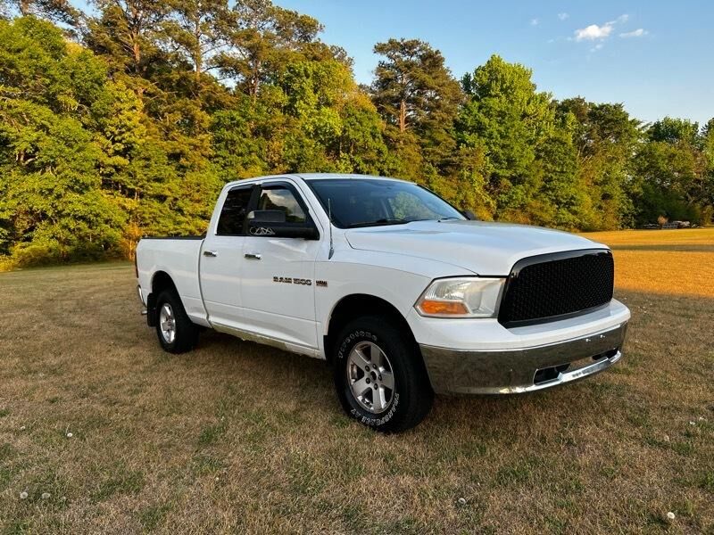 2011 DODGE Ram