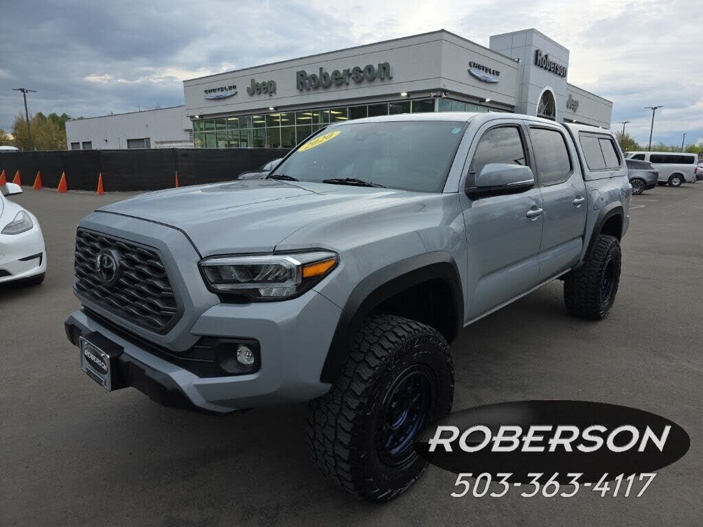 2020 TOYOTA Tacoma