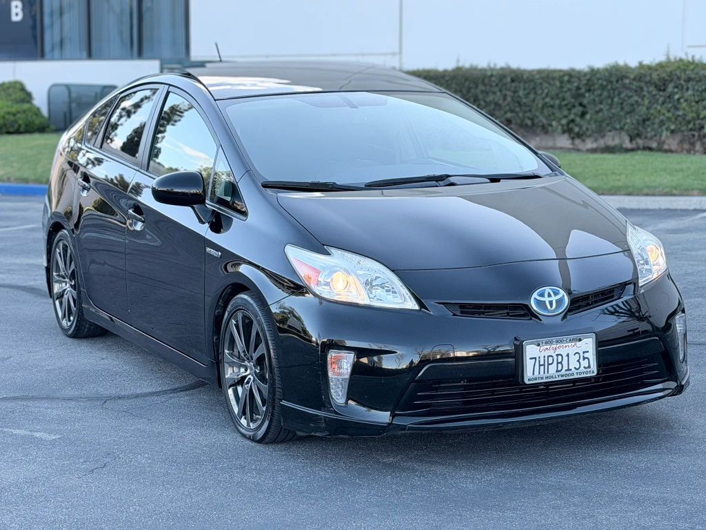 2015 TOYOTA PRIUS