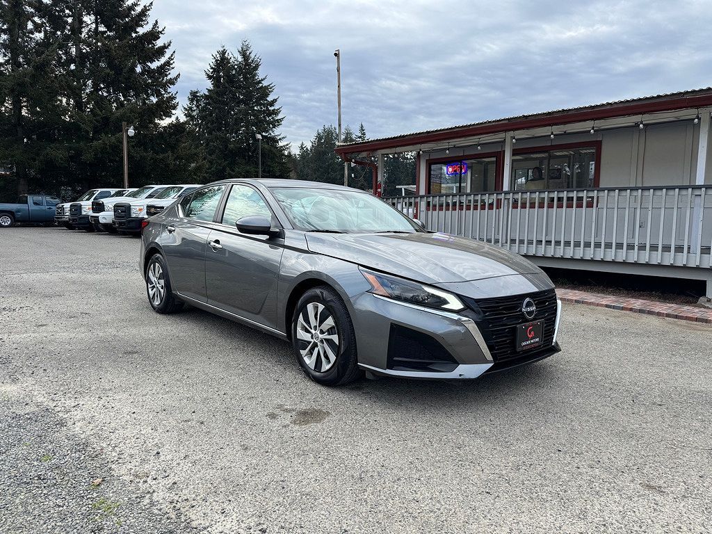 2023 NISSAN Altima
