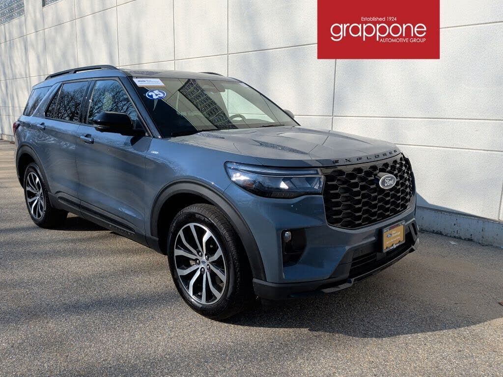 2025 FORD Explorer