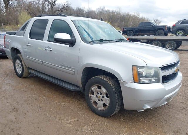 2011 CHEVROLET Avalanche