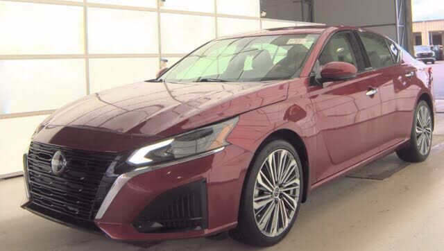 2023 NISSAN Altima