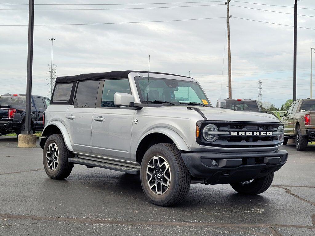 2023 FORD Bronco