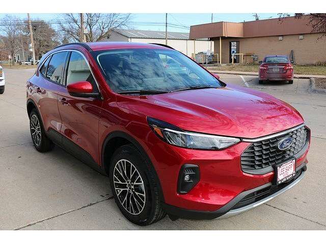 2024 FORD Escape