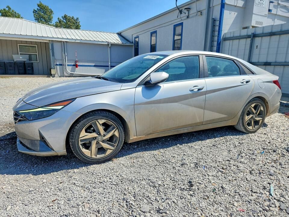 2021 HYUNDAI Elantra
