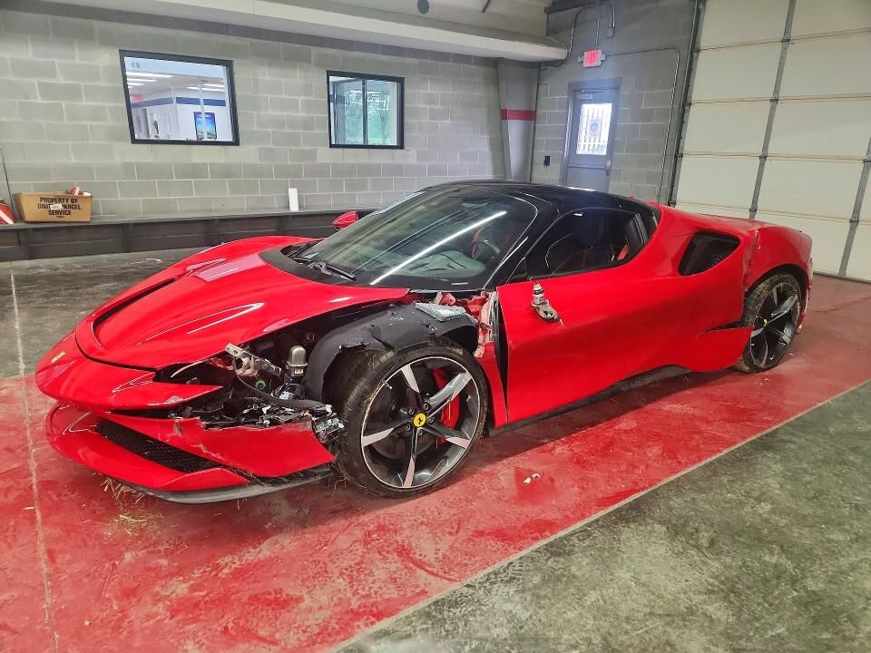 2022 FERRARI SF90 Spider